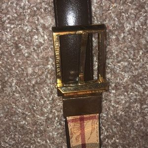 Burberry woman’s belt .